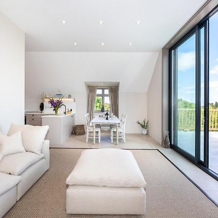 Pheasants Nest Villa Бродуей Екстериор снимка